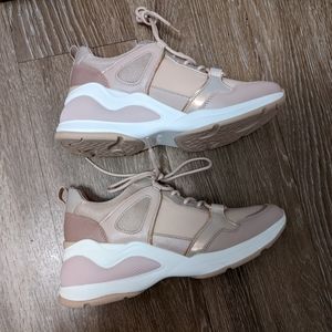 Women's Size 7 Aldo Sneakers